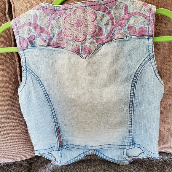 Buffalo vest - Picture 2 of 2